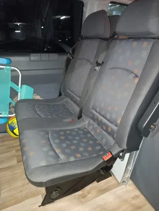 Asientos triplex Mercedes Vito