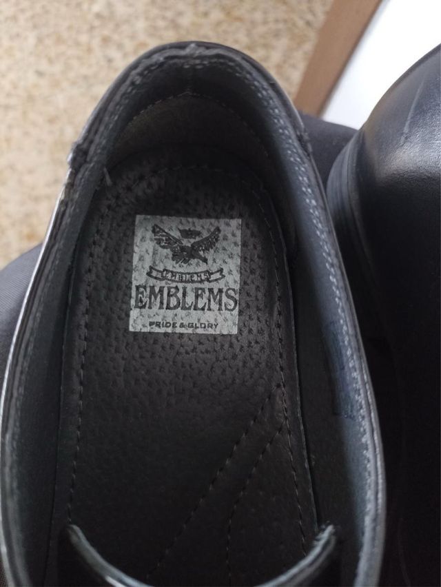 Zapatos Emblem Negros