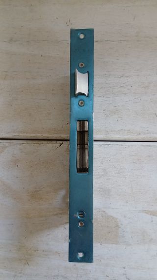 TESA CERRADURA CORREDERA CON GANCHO - ENVIO