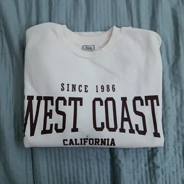 Sudadera West Coast California talla XS (Pimkie)