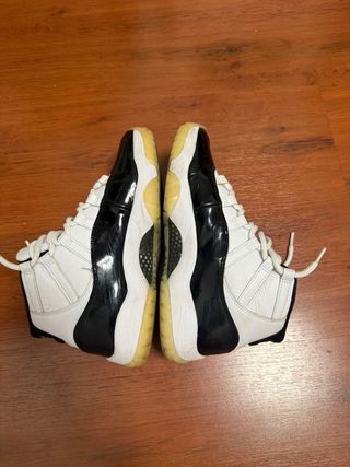 Jordan 11 Gratitude