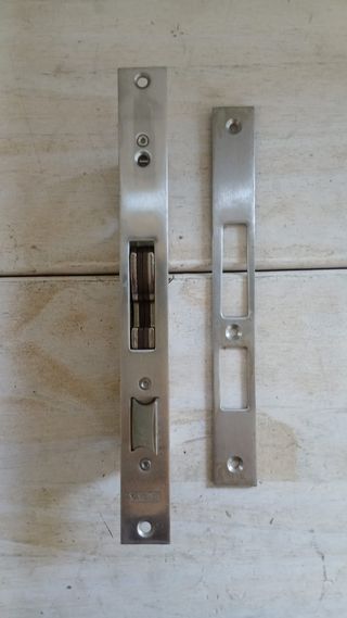 Cerradura TESA Embutir con Gancho