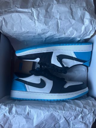 Jordan 1 Retro OG Low Azul Blanco