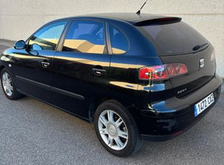 SEAT Ibiza 2004