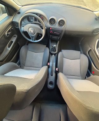 SEAT Ibiza 2004