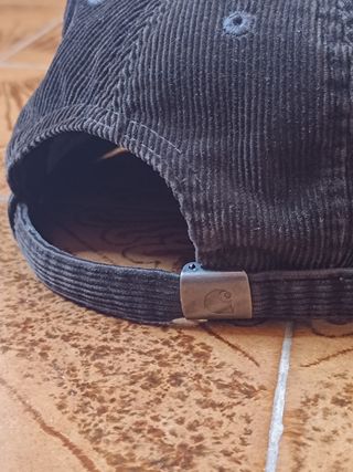 Gorra Carhartt Negra Corduroy