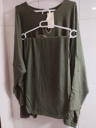 Bonito conjunto de invierno para mujer 