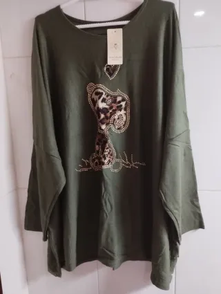 Bonito conjunto de invierno para mujer 