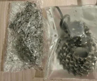 Gruppo Shimano 105 - 10V. senza comandi né freni