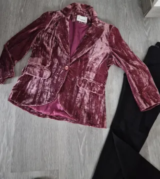 Traje Terciopelo Rosa y Pantalón Negro
