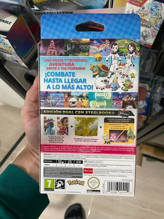 Pokemon Espada y Escudo Edición Dual Switch