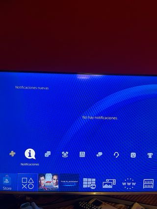 Consola Sony PS4 1TB + 4 Juegos