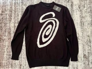 Jersey Stüssy Negro con Logo Blanco