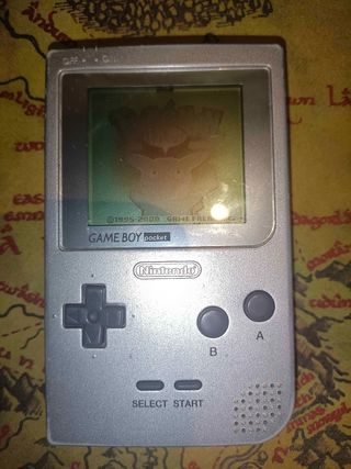 Nintendo Game Boy Pocket Plateada para piezas
