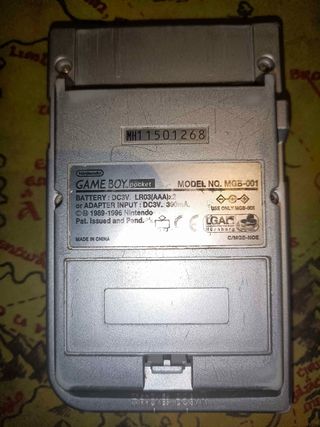 Nintendo Game Boy Pocket Plateada para piezas