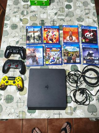 Consola PS4 1TB Negra + 8 Juegos +3 mandos 