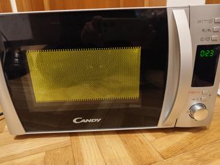 Microondas Candy 20L con grill