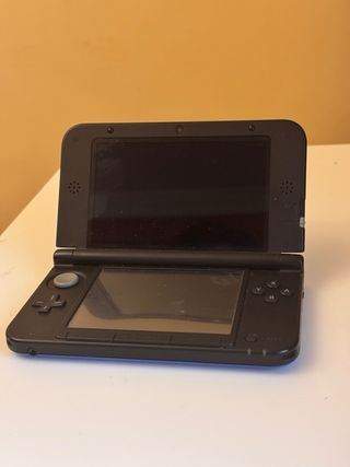Nintendo 3DS XL Azul + 3 juegos