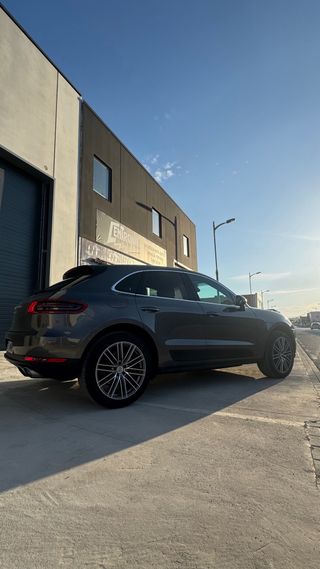 Porsche Macan 2014