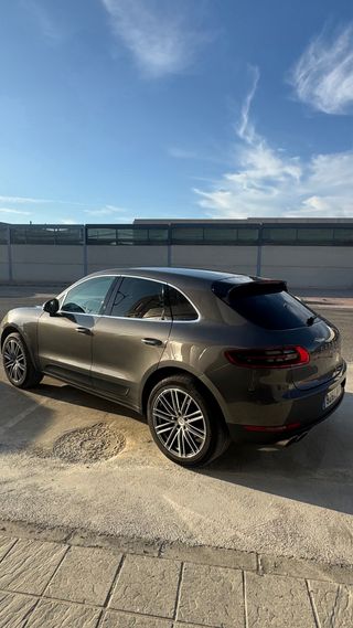 Porsche Macan 2014