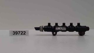 RAMPA INYECTORA FORD FOCUS BERLINA (CAP)