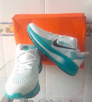 Zapatillas Nike Vomero 18 running