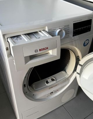 SECADORA BOSCH BLANCA SERIE 6