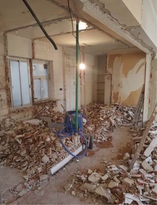 se retira todo tipo de escombros