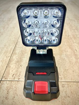 Foco LED con puerto USB para batería Parkside lidl