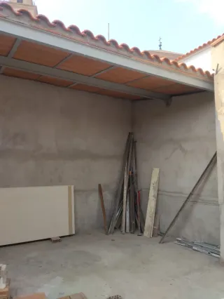 Albañil .Trabajo y dominio