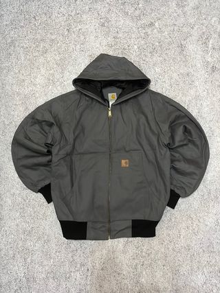 Chaqueta Carhartt Gris con Capucha