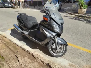 Suzuki Burgman 650 (2007) para reparar