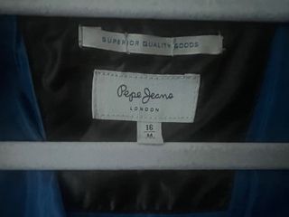 Abrigo de niño. Pepe Jeans. Talla 16