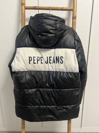 Abrigo de niño. Pepe Jeans. Talla 16