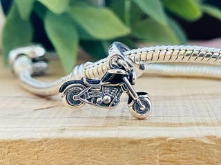 Charm Moto Harley Davidson - Plata