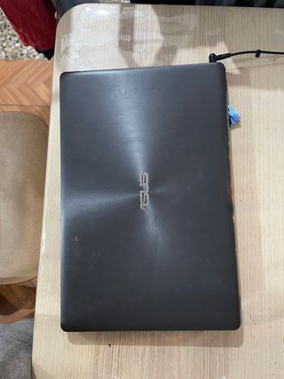 Portátil Asus F550C   i7   6Gb RAM