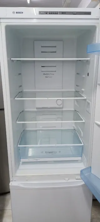 NEVERA COMBI BOSCH NO FROST ENERGÍA A+