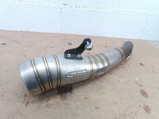 Yamaha R6 Leovince GPPro escape