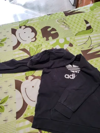 Chaqueta Adidas Negra con Logo