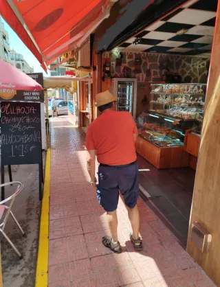 Se traspasa pastelería pleno funcionamiento 