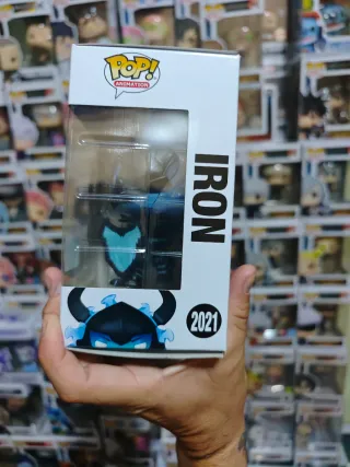 Caja Dañada Funko Pop! Solo Leveling Iron 2021