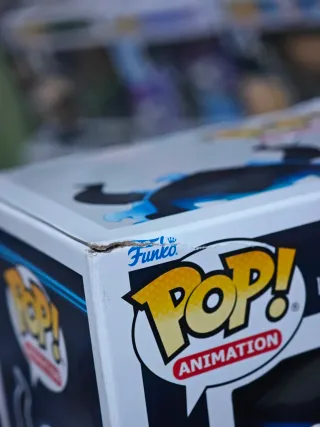 Caja Dañada Funko Pop! Solo Leveling Iron 2021