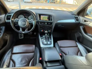 Audi SQ5 2014