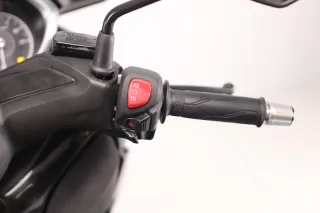 YAMAHA X-MAX 300 IRON MAX 2019