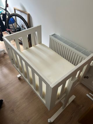 Cuna de colecho de madera
