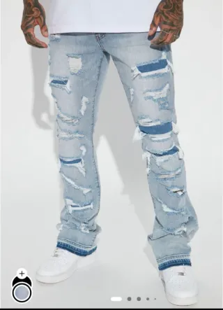 Pantalones Fashion Nova con etiqueta