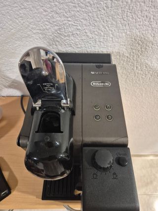 Cafetera DeLonghi Nespresso Lattissima Touch