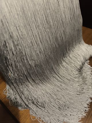 Flecos de Rayón Gris Claro 35cm
