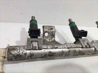 RAMPA INYECTORA FORD FOCUS BERLINA (CAP)