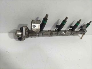 RAMPA INYECTORA FORD FOCUS BERLINA (CAP)